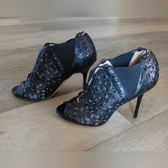 Jimmy Choo Tactic Black Nappa and Shiny Leather Sandal Booties. Size 37 - Picture 3 of 13